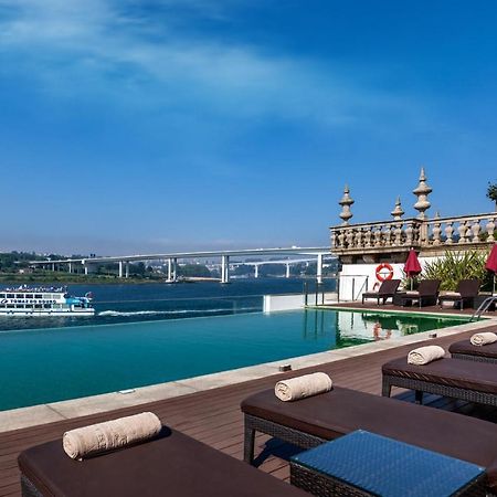 Pestana Palacio Do Freixo, Pousada & National Monument - The Leading Hotels Of The World Porto Exteriér fotografie Pool at the hotel