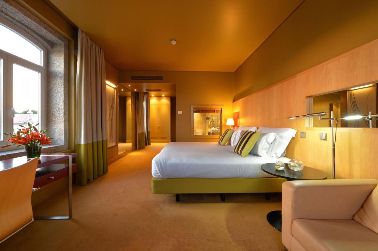 Pestana Palacio Do Freixo, Pousada & National Monument - The Leading Hotels Of The World Porto Exteriér fotografie A room at the Mandarin Oriental, Paris