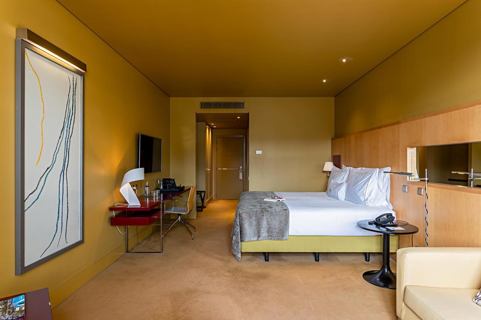 Pestana Palacio Do Freixo, Pousada & National Monument - The Leading Hotels Of The World Porto Exteriér fotografie A room at the hotel
