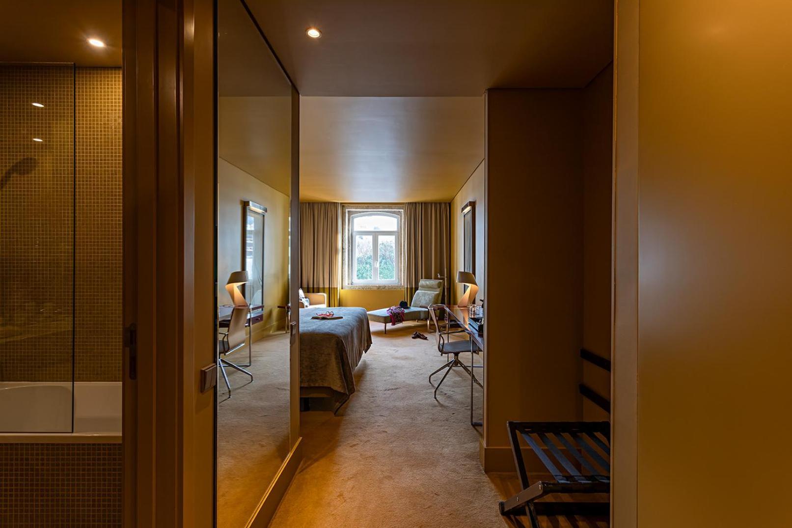 Pestana Palacio Do Freixo, Pousada & National Monument - The Leading Hotels Of The World Porto Exteriér fotografie A room at the hotel