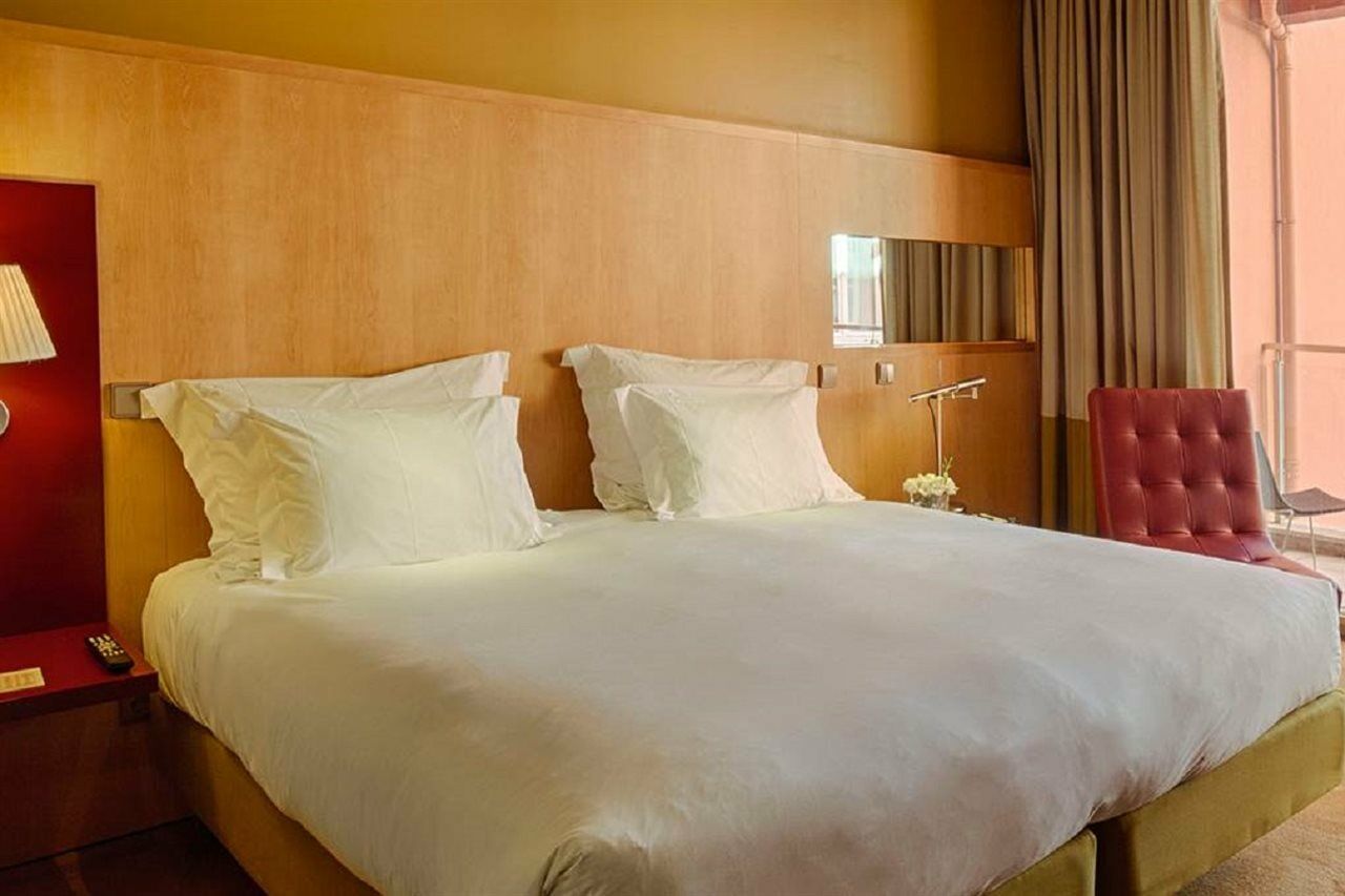 Pestana Palacio Do Freixo, Pousada & National Monument - The Leading Hotels Of The World Porto Exteriér fotografie A room at the hotel